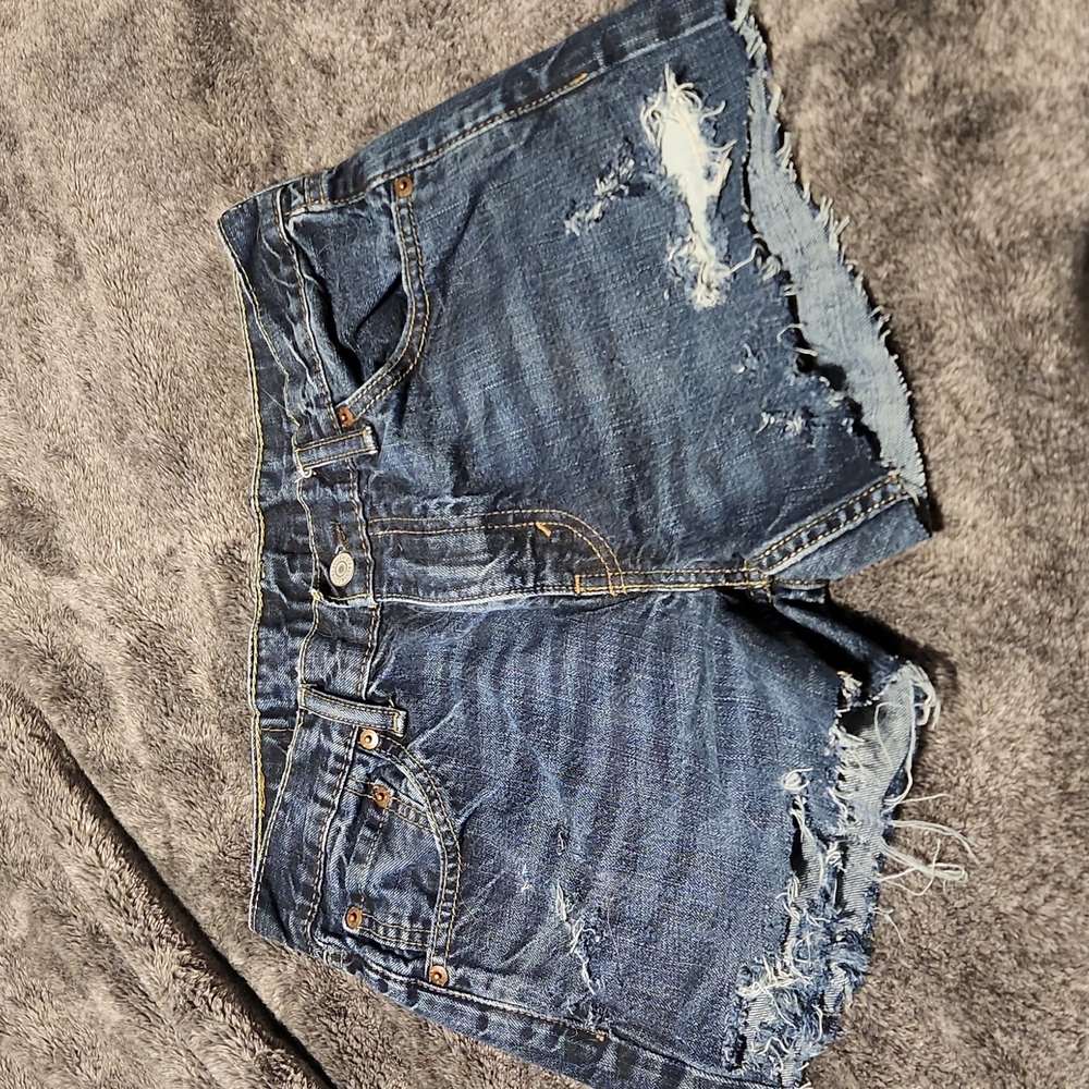 Levi's 527 Cutoff jeans distressed Size 30
